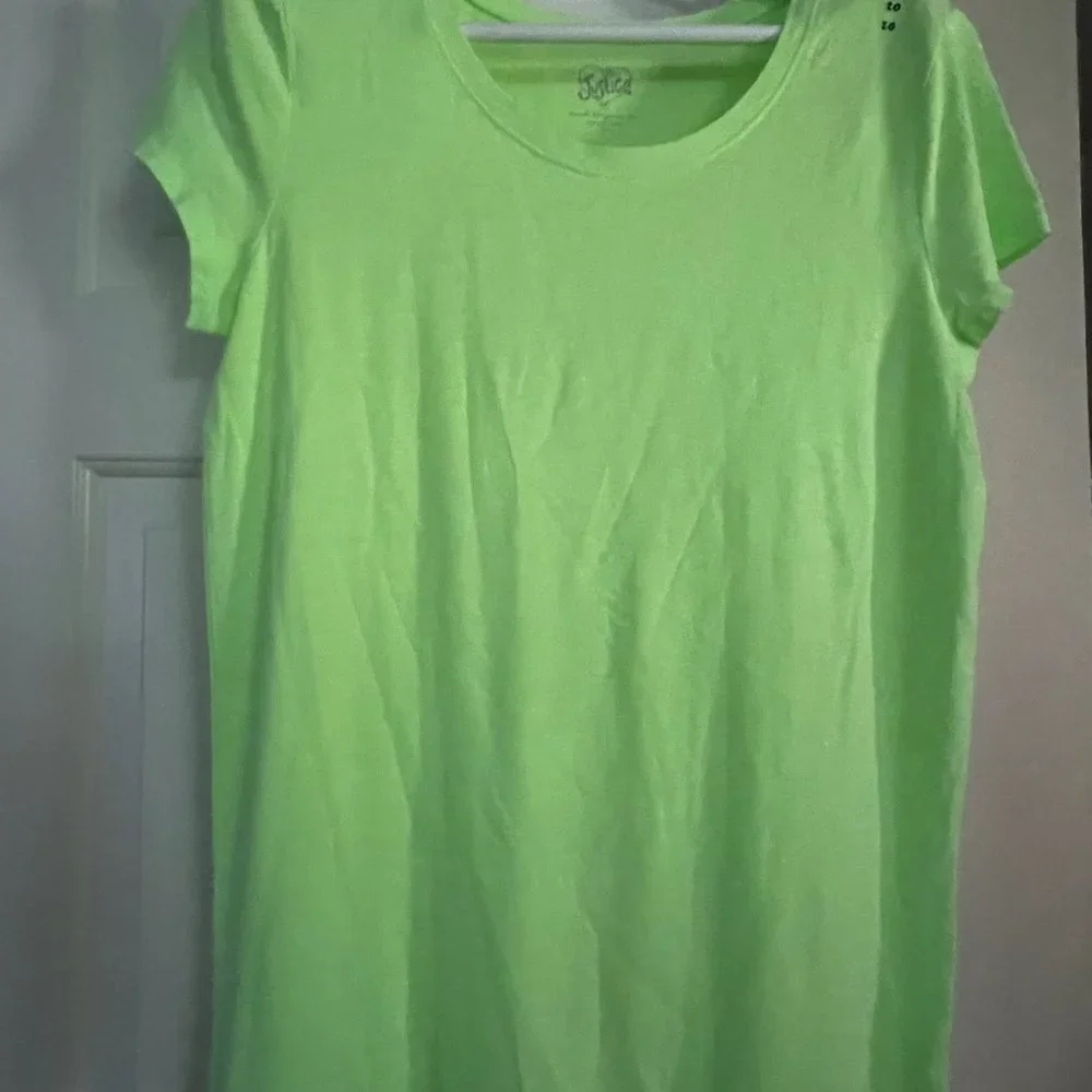 Justice Junior Girls Neon Lime Green Basic Tee Shirt Top Size 20 New with Tags